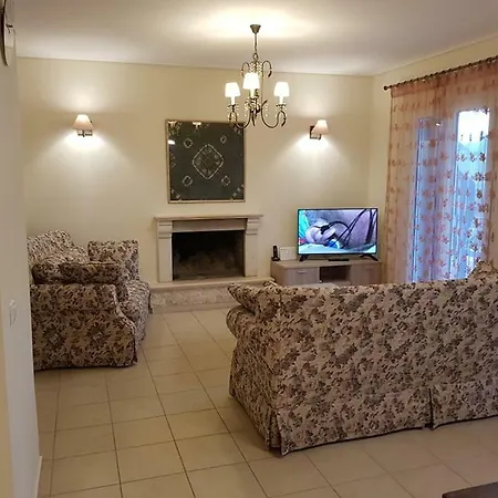 Holiday home Iovi House